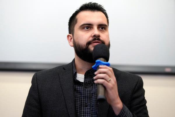 科罗拉多州共和党选举否认者戴夫·威廉姆斯为党领袖