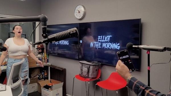 维吉尼亚州的一名女子创造了最响亮的打嗝声的吉尼斯世界纪录