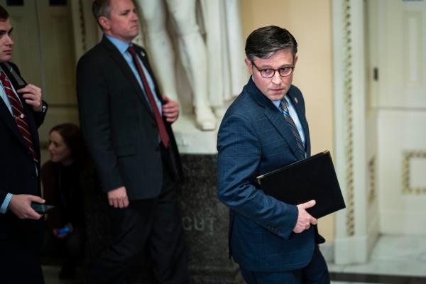 新任众议院议长迈克·约翰逊(Mike Johnson)是一位长期的文化斗士