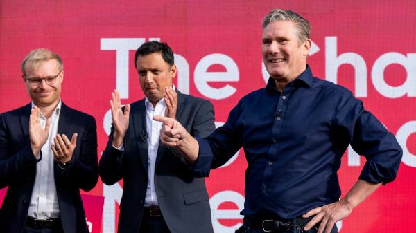 自2014年以来，工党在苏格兰议会的民调中首次领先，因为支持苏格兰的选民不再支持苏格兰民族党