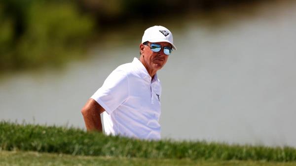 菲尔·米克尔森声称，更多的球员希望加入沙特支持的LIV高尔夫俱乐部