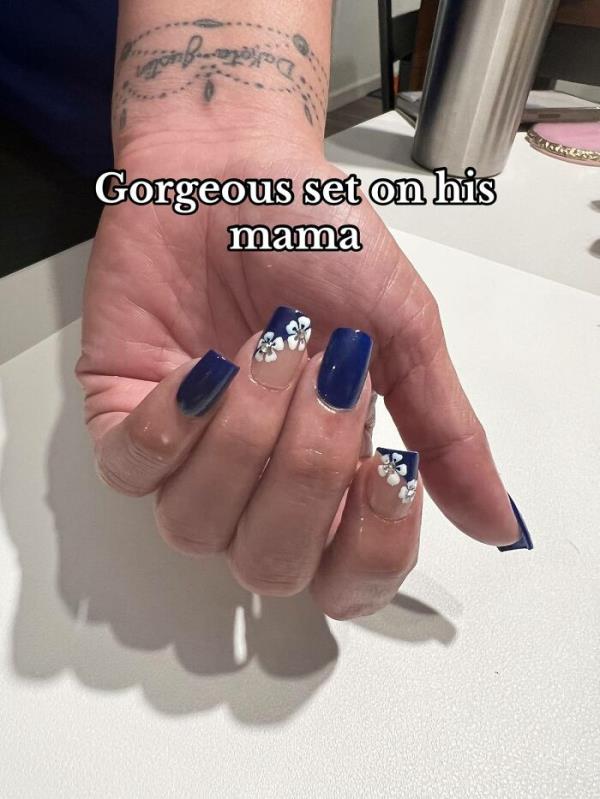 Man Learns Nail Art In A Bid To Save Girlfriend’s Money, Becomes A Pro
