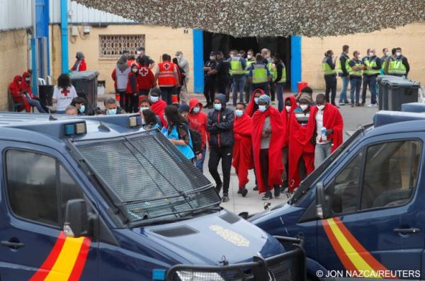 FILE PHOTO: Migrants who crossed the border in May 2021 from Morocco to Ceuta were sent back in their thousands | Photo: Jon Nazca / Reuters