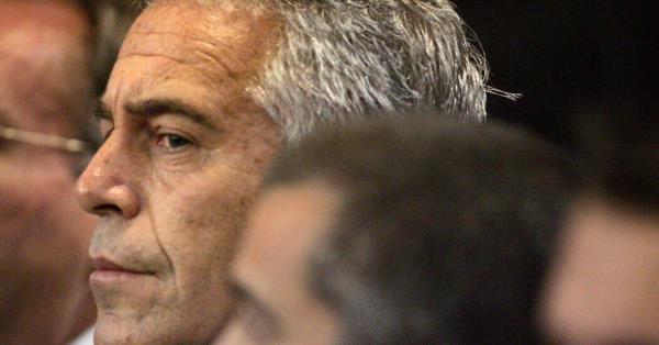 有其同伙姓名的法庭文件被解密