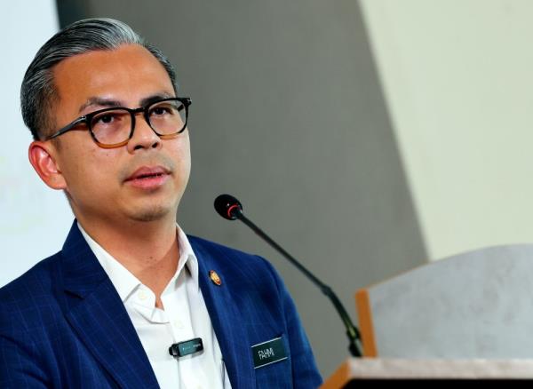 法赫米：公共服务薪酬计划正在审查中，尚未由政府最终确定
