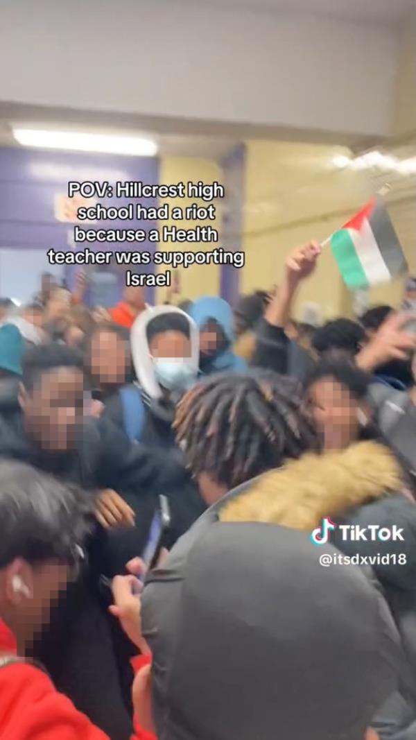  SUNDAY NEWS</p>

<p>　　Screen shots from a tiktok video showing a riot that took place at Hillcrest High School after the the students found out a teacher was involved in a Pro Israel Rally.