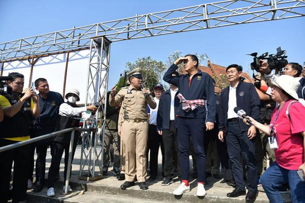 PM监测富武里路堤建设的进度