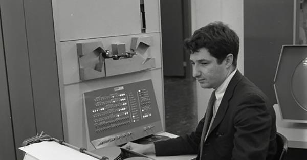 88岁的爱德华·弗雷德金去世，他曾将宇宙视为一台大计算机