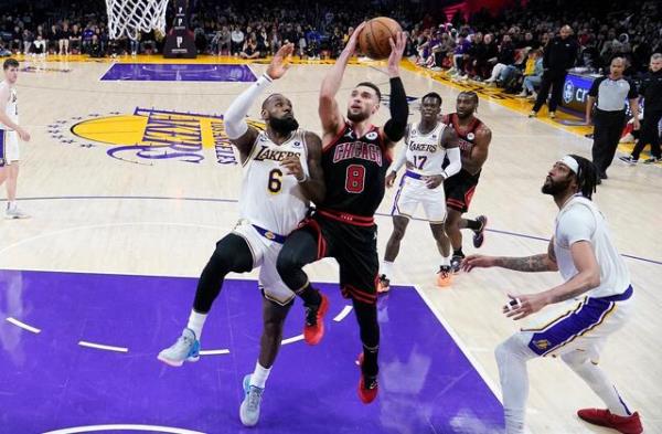 国王队连续12场比赛得分，创造队史纪录