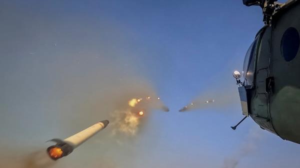 欧盟外长在基辅会晤，俄罗斯对赫尔松发动致命炮击