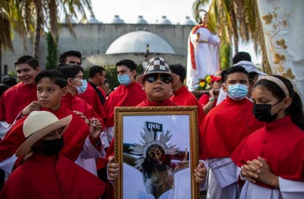 在尼加拉瓜，圣周庆祝活动由政府限制