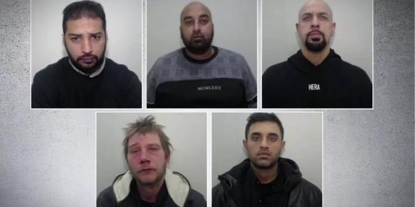 罗奇代尔帮派的判决等待了8年，儿童虐待活动人士抨击了“不人道”的拖延