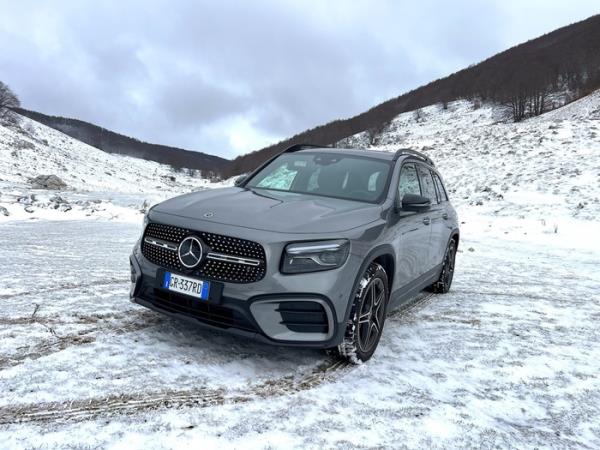 奔驰GLB 220d 4Matic-风格与实用性的结合——ANSA Motori测试