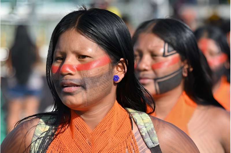 图瓦卢将永远是一个国家，即使在水下，总理说