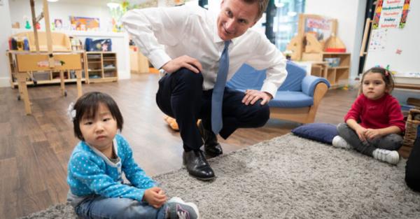 为了经济增长，让男人回家