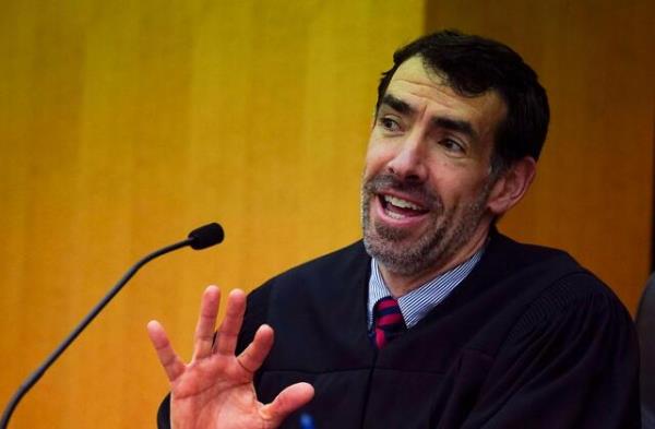 佐治亚州法官命令检察官回应特朗普的挑战