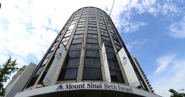 一名从医院逃跑的皇后区男子在逃跑一个月后被捕