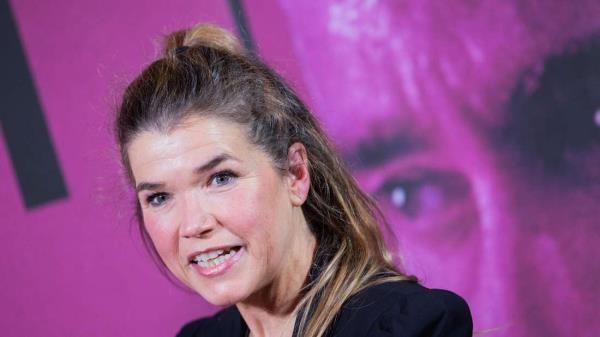 长袜皮皮公司——安克·恩格尔克：“让老儿童书籍现代化，不要禁止它们”