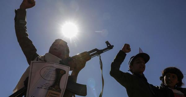 胡塞领导人表示，该组织将在红海袭击以色列船只