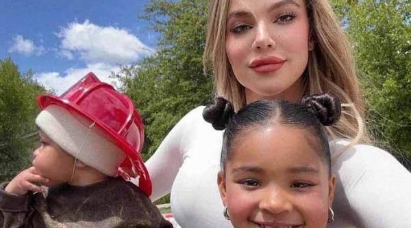 科勒·卡戴珊的可爱儿子上了《卡戴珊一家》