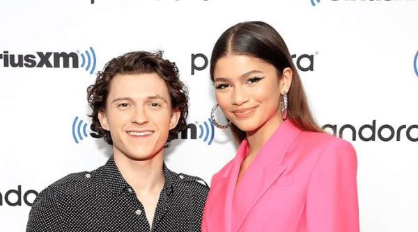 赞达亚和汤姆·霍兰德在梅菲尔享受随意的晚餐约会