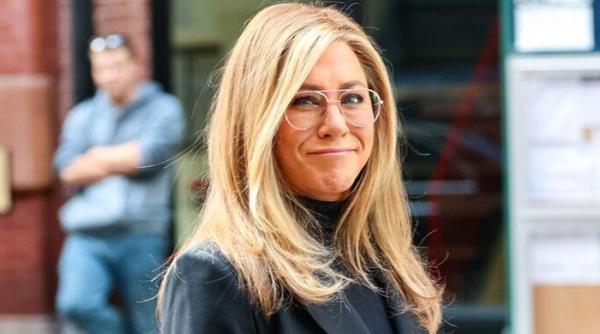 詹妮弗·安妮斯顿意义非凡的生日庆典