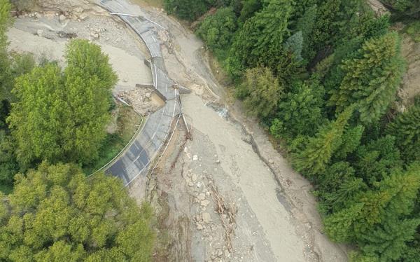 State Highway 2 between Napier and Hastings