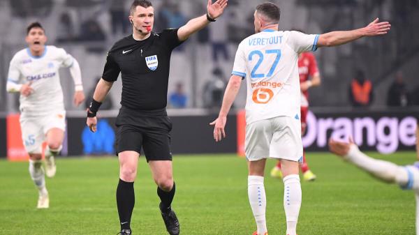 法甲：裁判威利·德拉约德(Willy Delajod)在与摩纳哥的比赛中受到侮辱