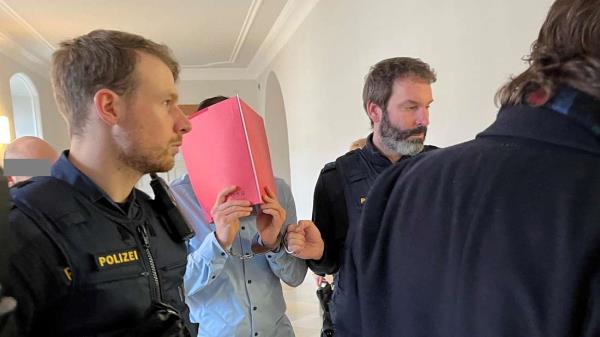 对于Landsberg地区的木蚁：对蚂蚁饲养员Christian Keller的采访