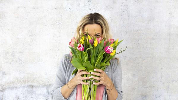 情人节快到了：现在就在网上订购鲜花吧