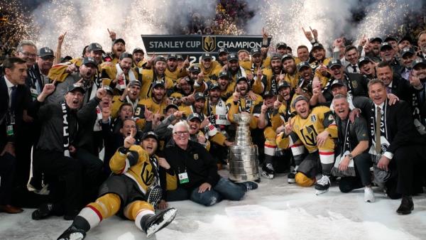 canon规则-NHL冠军维加斯金骑士队的名单上装满了加拿大人