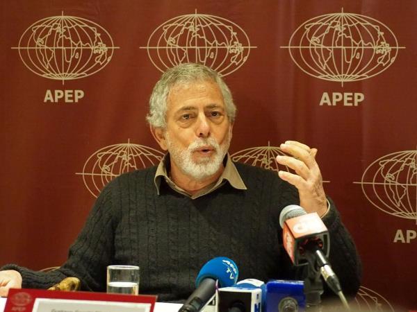 面对秘鲁检察官办公室对记者Gustavo Gorriti的袭击，国际社会团结一致