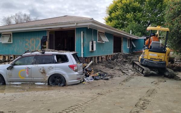 飓风加布里埃尔：报告发现，灾难的速度和规模“压倒”了准备不足的官员