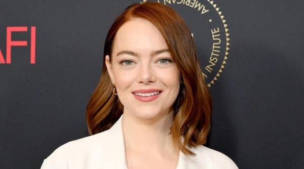 艾玛·斯通与约格斯·兰斯莫斯在《善良》中再度合作