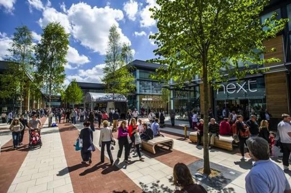 这个复活节惠特利购物中心什么时候开门？