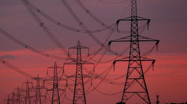 在10月和11月的账单中，卡拉奇人每台额外支付4.5卢比