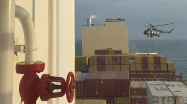 被扣以色列货船的巴基斯坦首席运营官家属寻求帮助