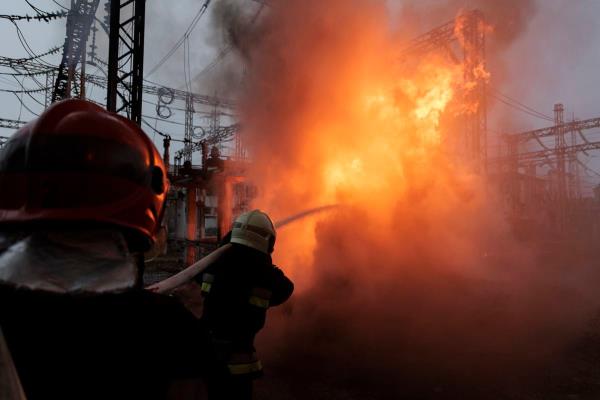 俄罗斯利用乌克兰防空系统的薄弱，对其能源网络发起了又一次进攻