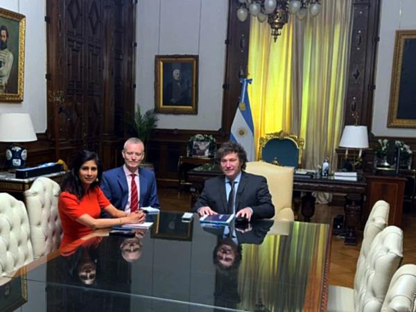 国际货币基金组织在Milei推进改革的困难中返回该国