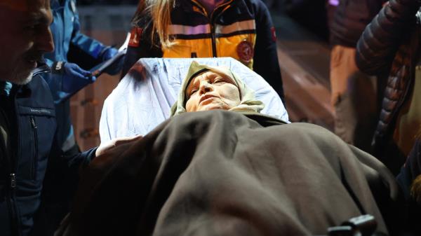 巴以战争：加沙被围困导致癌症患者得不到治疗