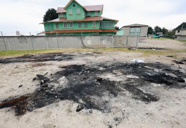 足球场上的死亡：米却阿卡纳家族大屠杀让Texcaltitlán紧张不安