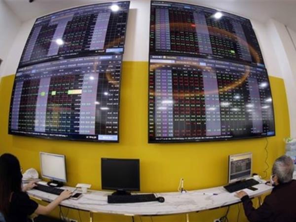 IPO市场冻结，难以吸引外资