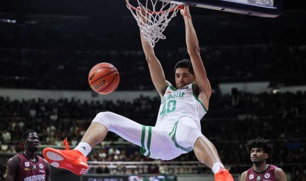 拉萨尔大胜UP，决定第三场比赛的胜负