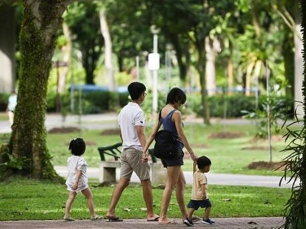 新加坡家庭债务降至十年来的最低水平