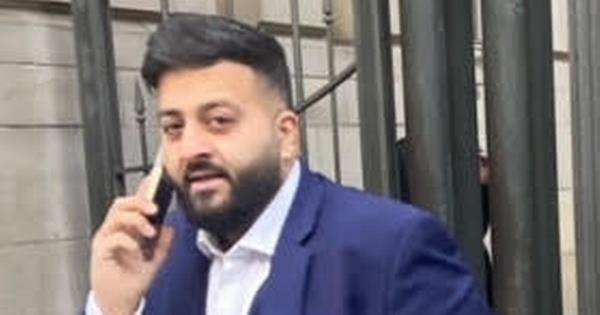 5号航站楼的乘客被嗅探犬发现裤子里藏有可卡因