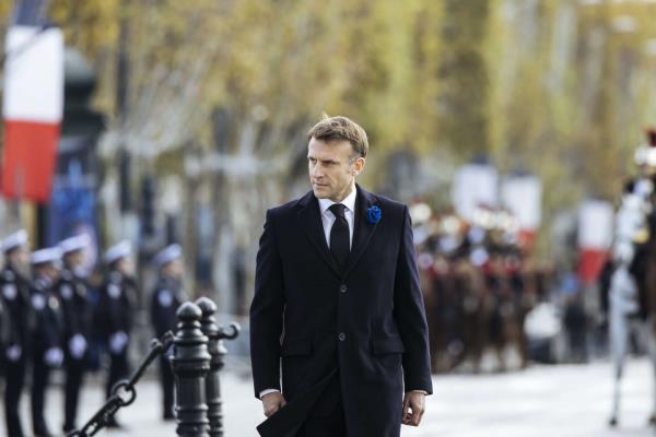 从外交到国内政治，马克龙的笨拙让他的盟友感到困惑