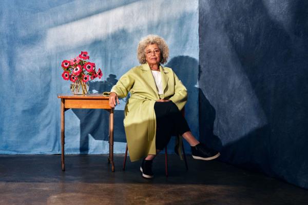 安吉拉·戴维斯：“革命不会随着时钟的滴答而发生”