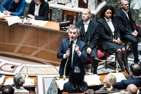 法国内政部长重提驱逐“危险”车臣人的计划