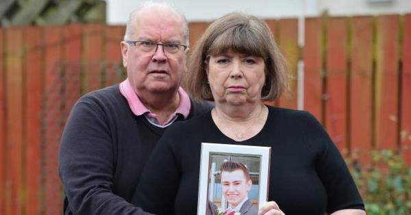 悲痛的父母指责卫生委员会“掩盖”死去儿子的身体组织