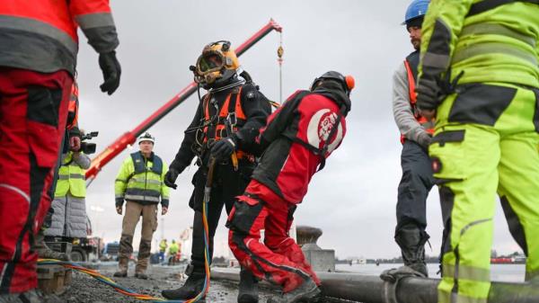 “萨宾”号货轮打捞延误